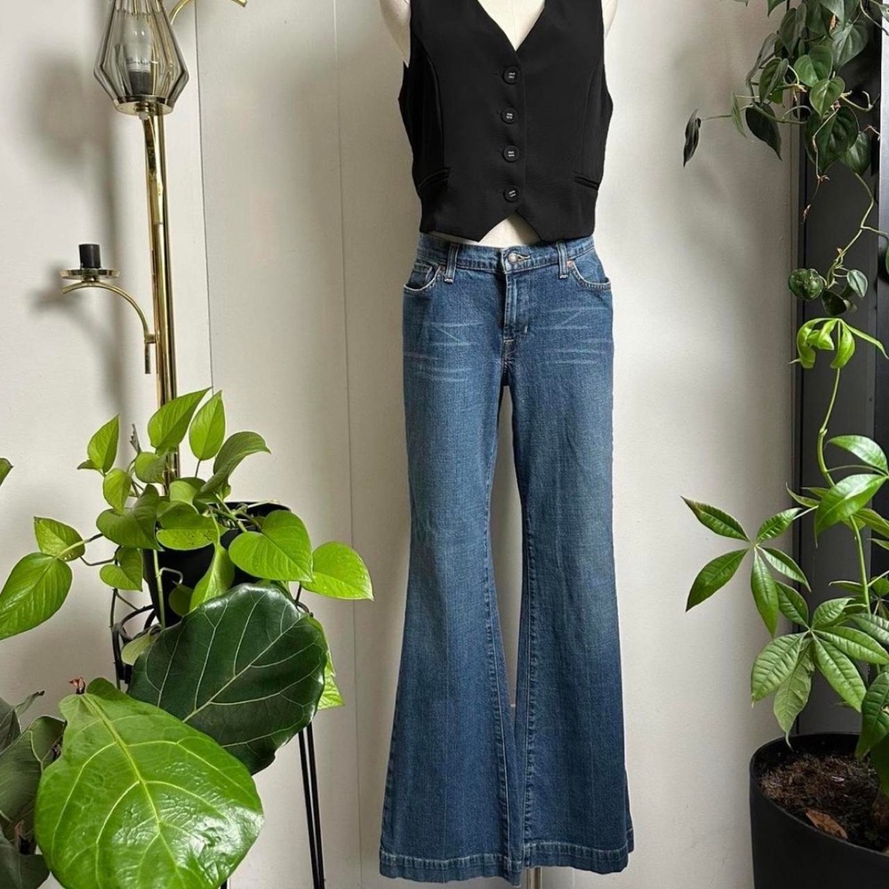 Mossimo Y2K Low Mid Rise Flared Jeans Rhinestone Pocket Blue Denim Women Size 8